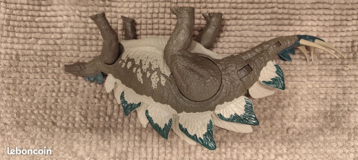 Stégosaure Jurassic world (image 4)