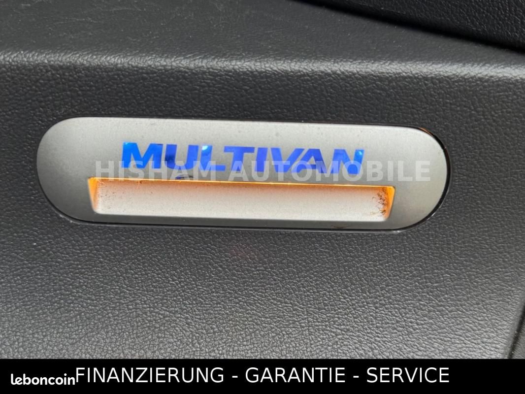 Volkswagen T5 Multivan 2.0 TDI 140CH - DSG STARTLINE CHAUFFAGE STATIONNAIRE ATTELAGE DISTRIBUTION... (image 16)