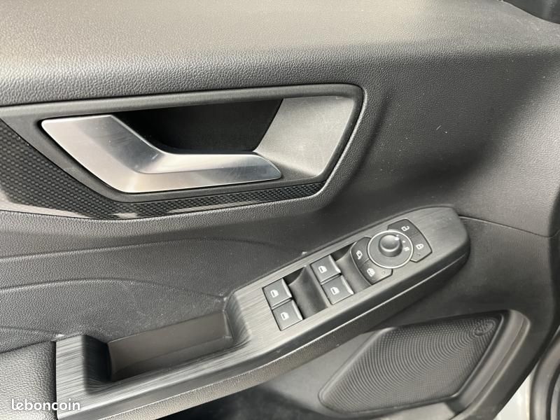 Ford Kuga 2.5 Duratec 190ch FHEV E85 ST-Line X BVA (image 17)