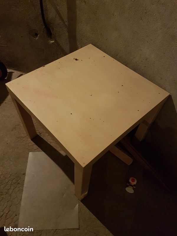 Petite table pour enfant (image 1)