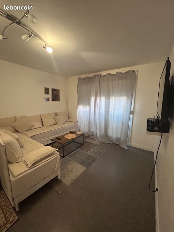 Appartement 2 pièces 53 m² · à La Chapelle-Saint-Luc · 53 m² · 610 €