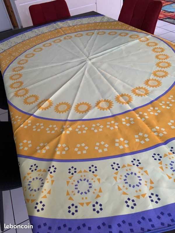 Nappe ronde infroissable coloris lumineux (image 5)