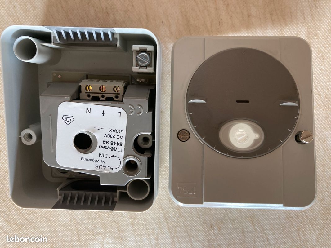 Détecteur crépusculaire IP54 (image 2)