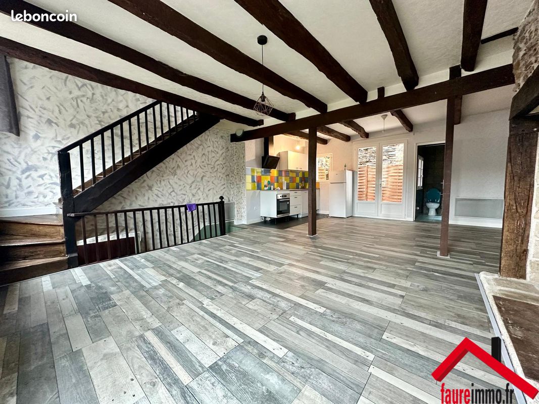 Appartement 3 pièces 75 m² · à Donzenac · 75 m² · 650 €/mois