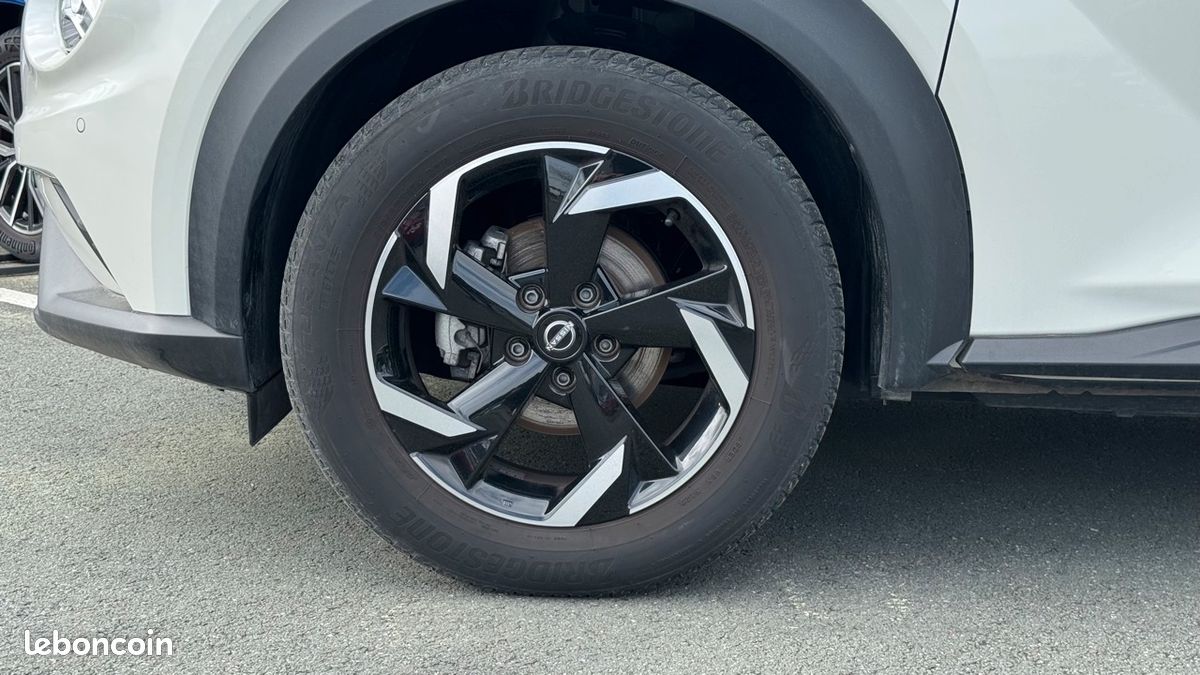 Nissan JUKE 1.0 DIG-T 114CH N-CONNECTA DCT7 2024 (image 9)