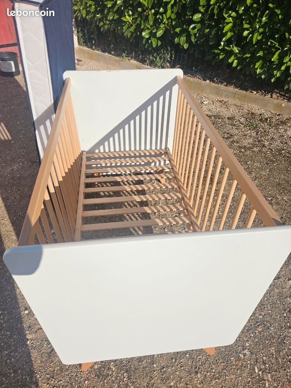 Lit bébé (image 2)