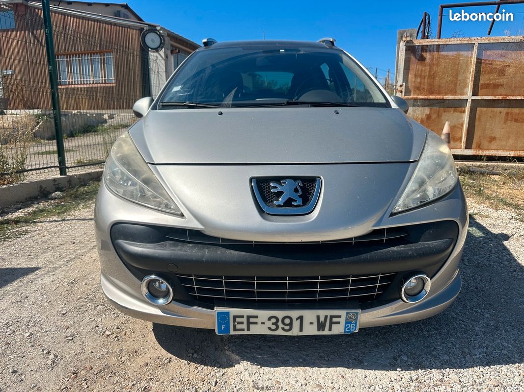 Peugeot 207 1.6 thp *BOITE AUTO (image 2)