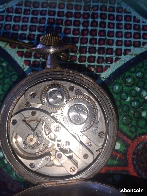 Chronomètre ancien argent et acier (image 2)