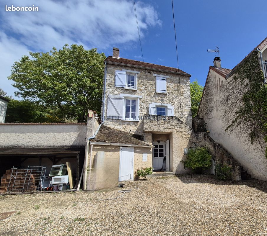Maison 5 pièces 118 m² · à Thoiry · 118 m² · 335 000 €