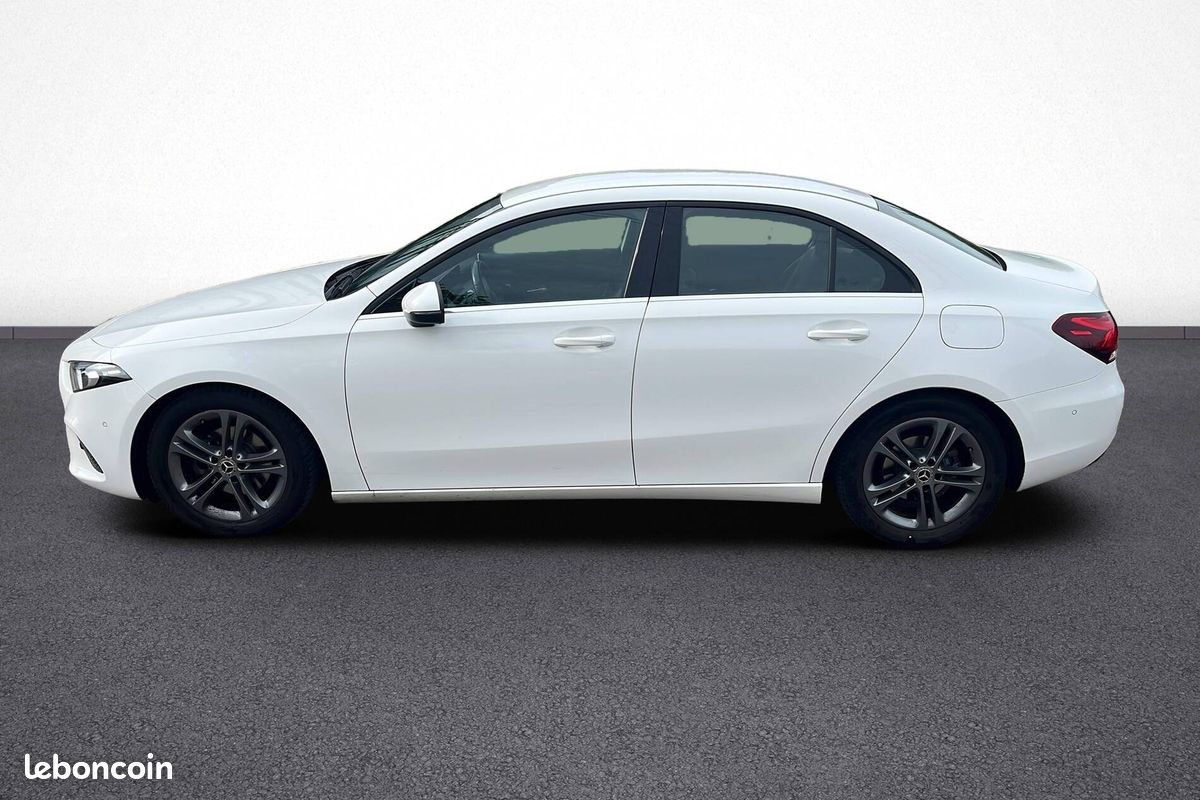 MERCEDES Classe A 180 d 7G-DCT Style Line (image 3)