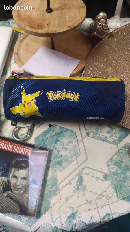 Lot scolaire pikachu (image 3)