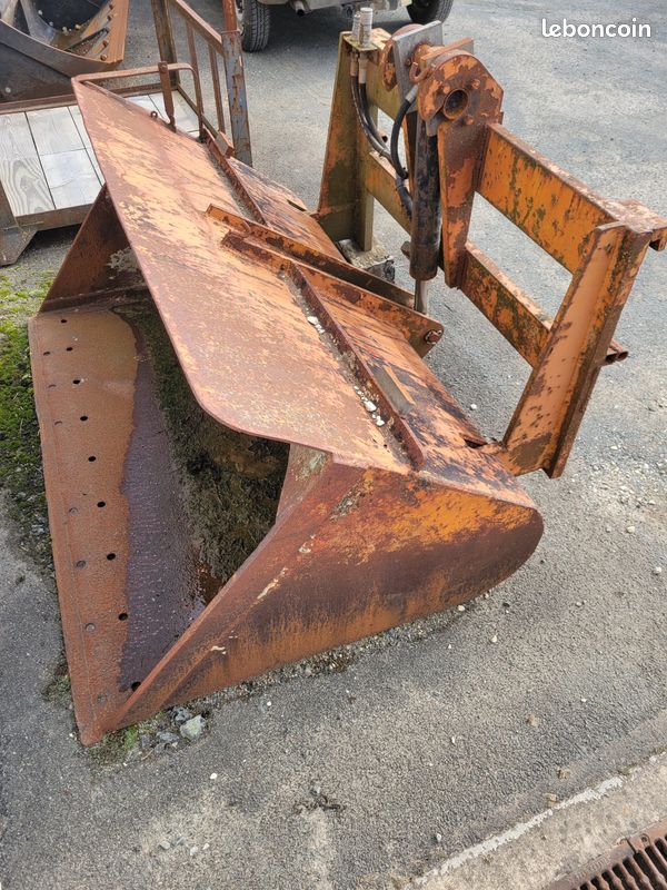 Godet elevateur (image 1)