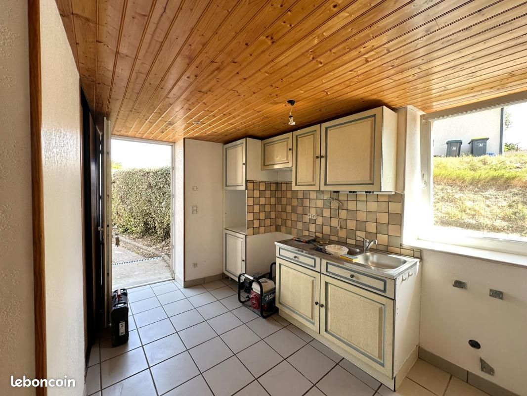 Maison 4 pièces 90 m² · à Maringues · 90 m² · 850 €