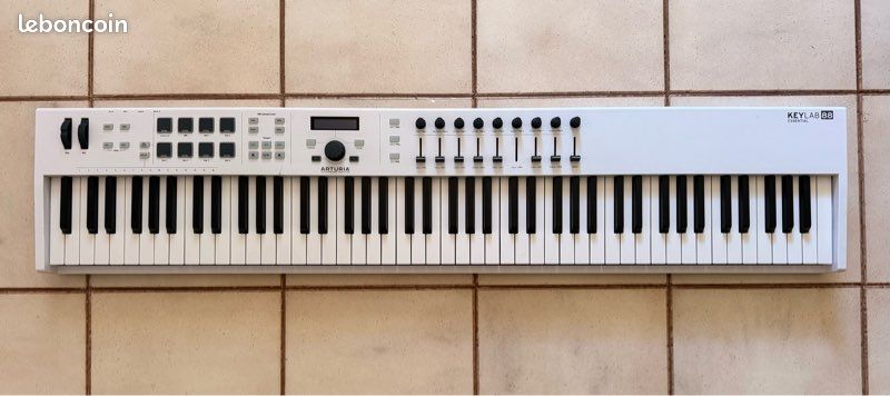 Clavier Maitre Arturia KeyLab Essential 88 (image 1)