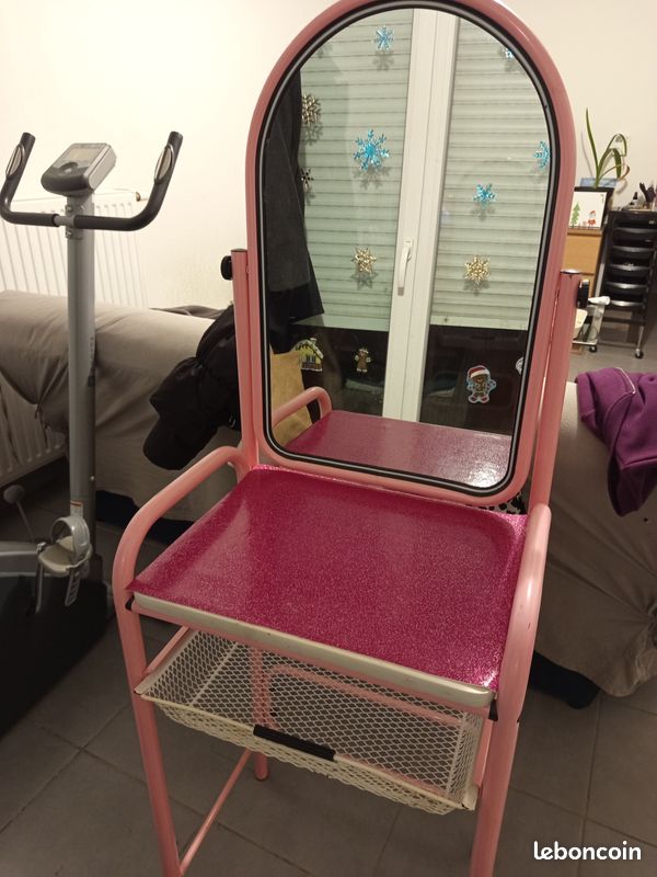Coiffeuse (image 1)