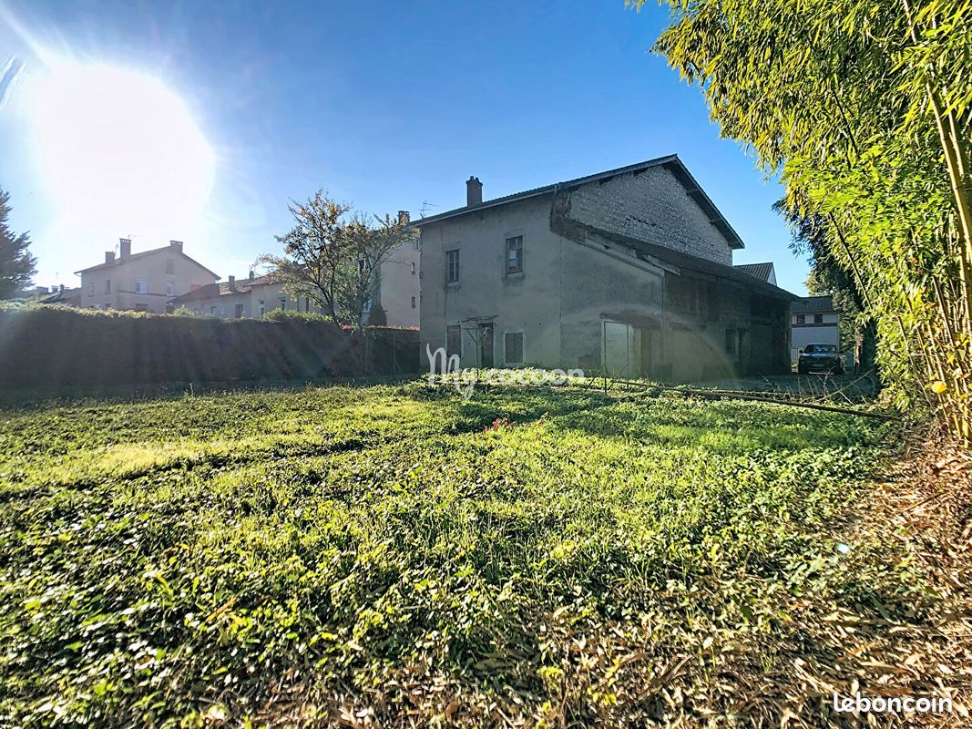 Maison 4 pièces 91 m² · à Pont-d'Ain · 91 m² · 160 000 €