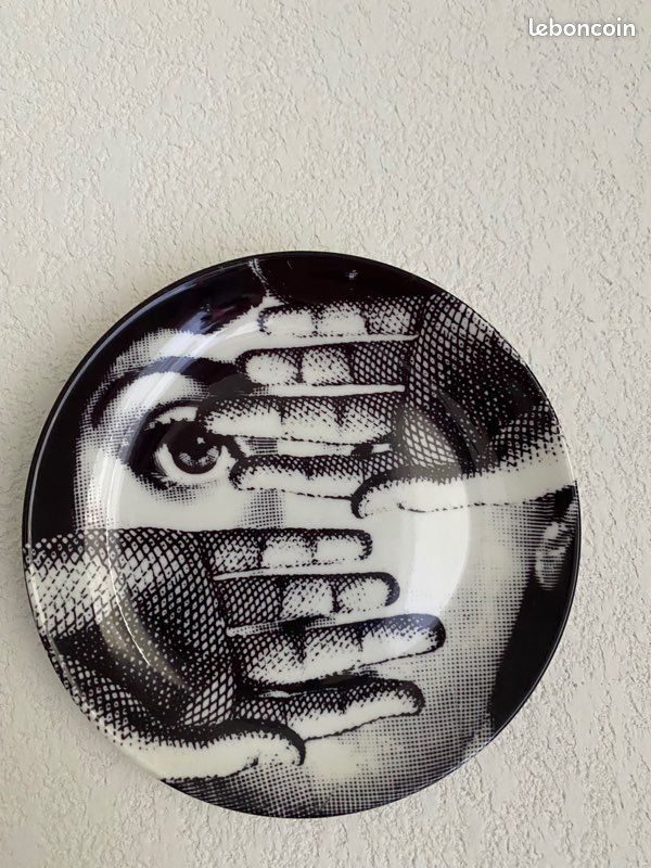 3 Assiette décorative du style Fornasetti (image 2)