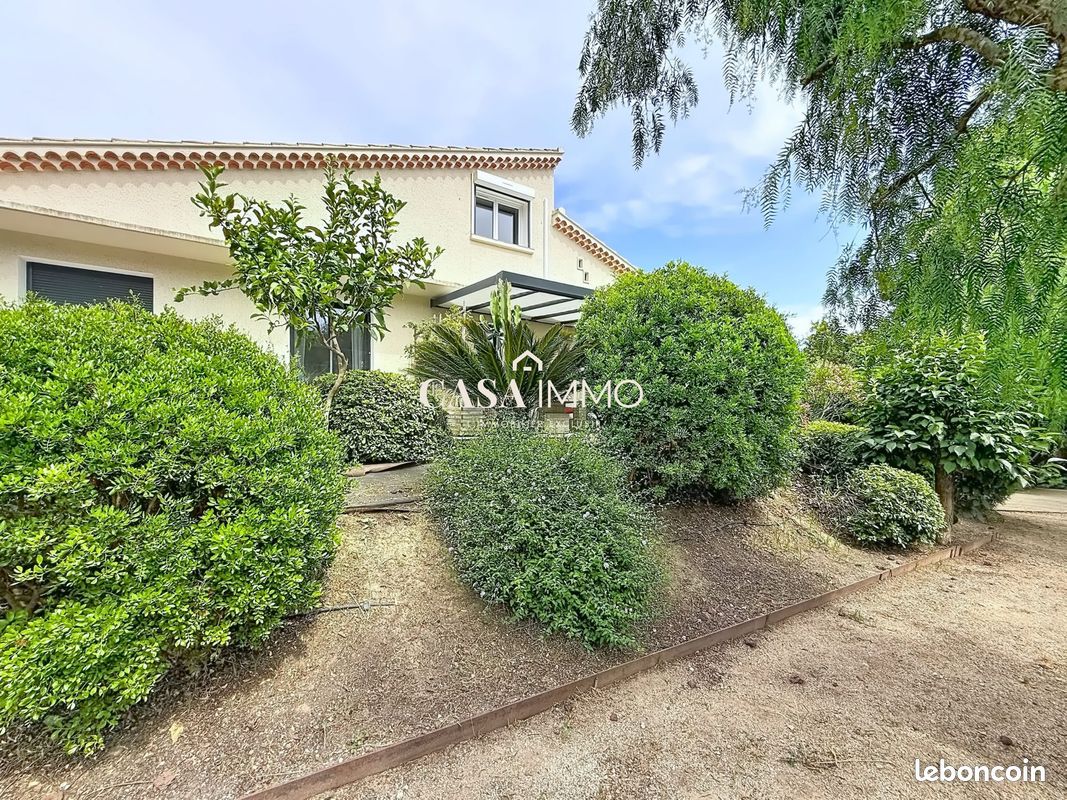 Maison 4 pièces 127 m² · à Carqueiranne · 127 m² · 915 000 €
