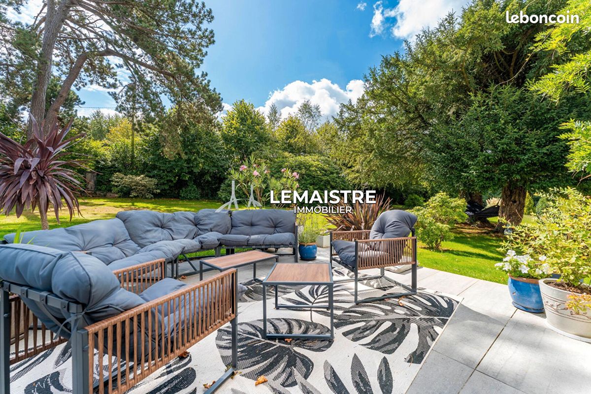 Maison 8 pièces 265 m² · à Montivilliers · 265 m² · 745 000 €