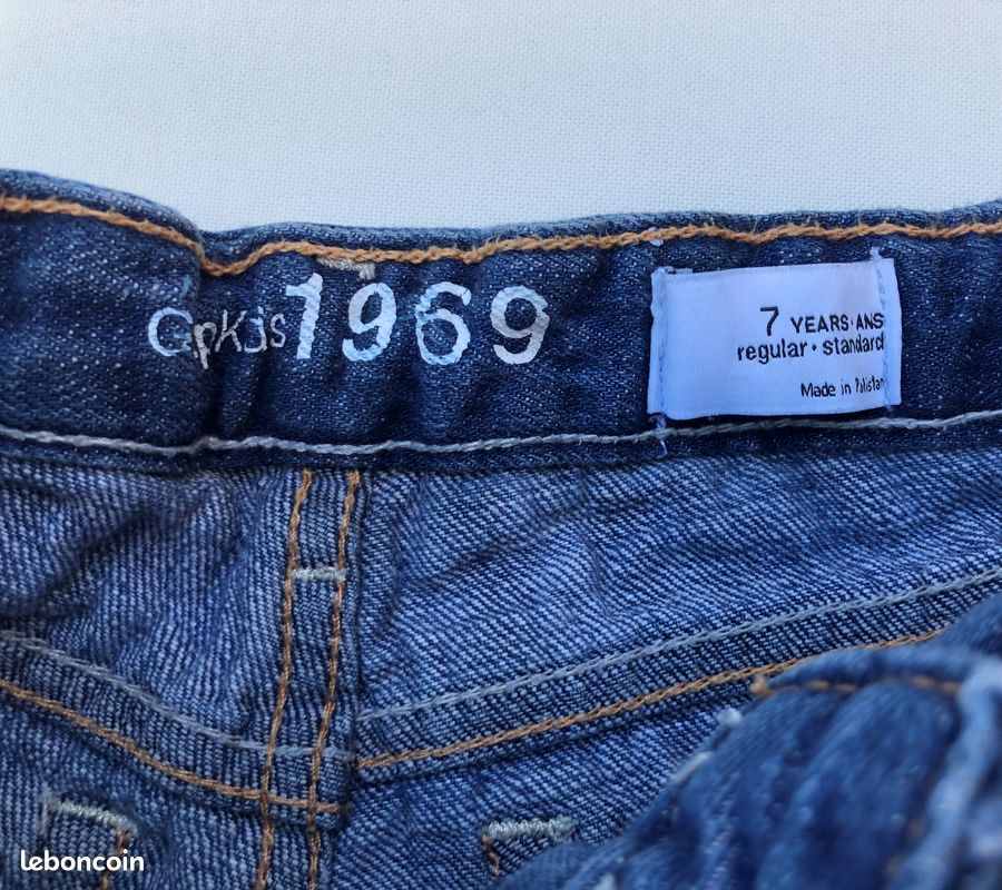 Short en jean garçon neuf avec étiquette 92/98 (Neuf avec emballage d