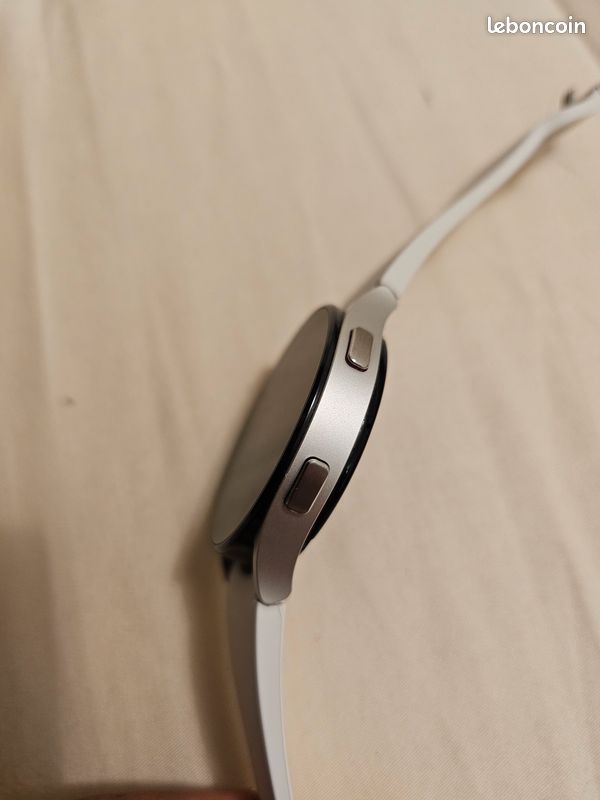 Samsung galaxy watch 4 4G LTE (image 3)