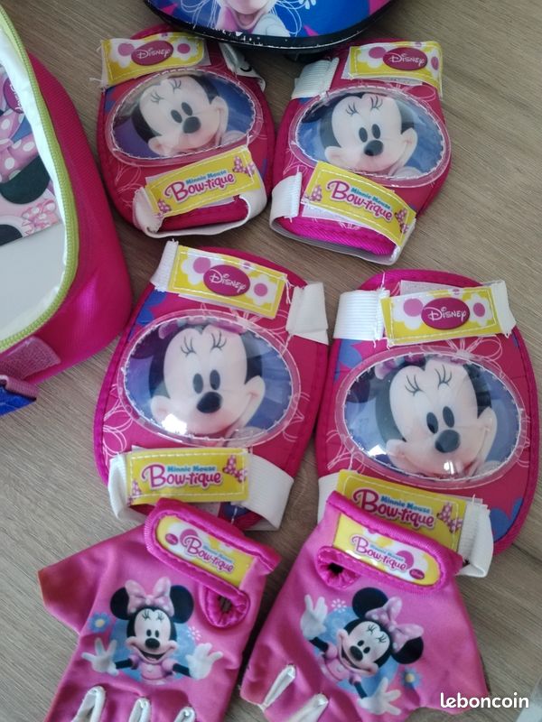 Kit protection vélo, trottinette enfant Disney Minnie et valise lunch Disney (image 1)