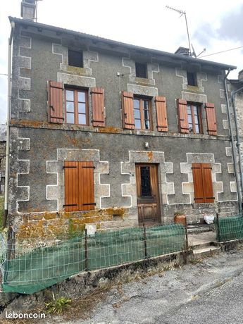 Maison en pierre à rénover