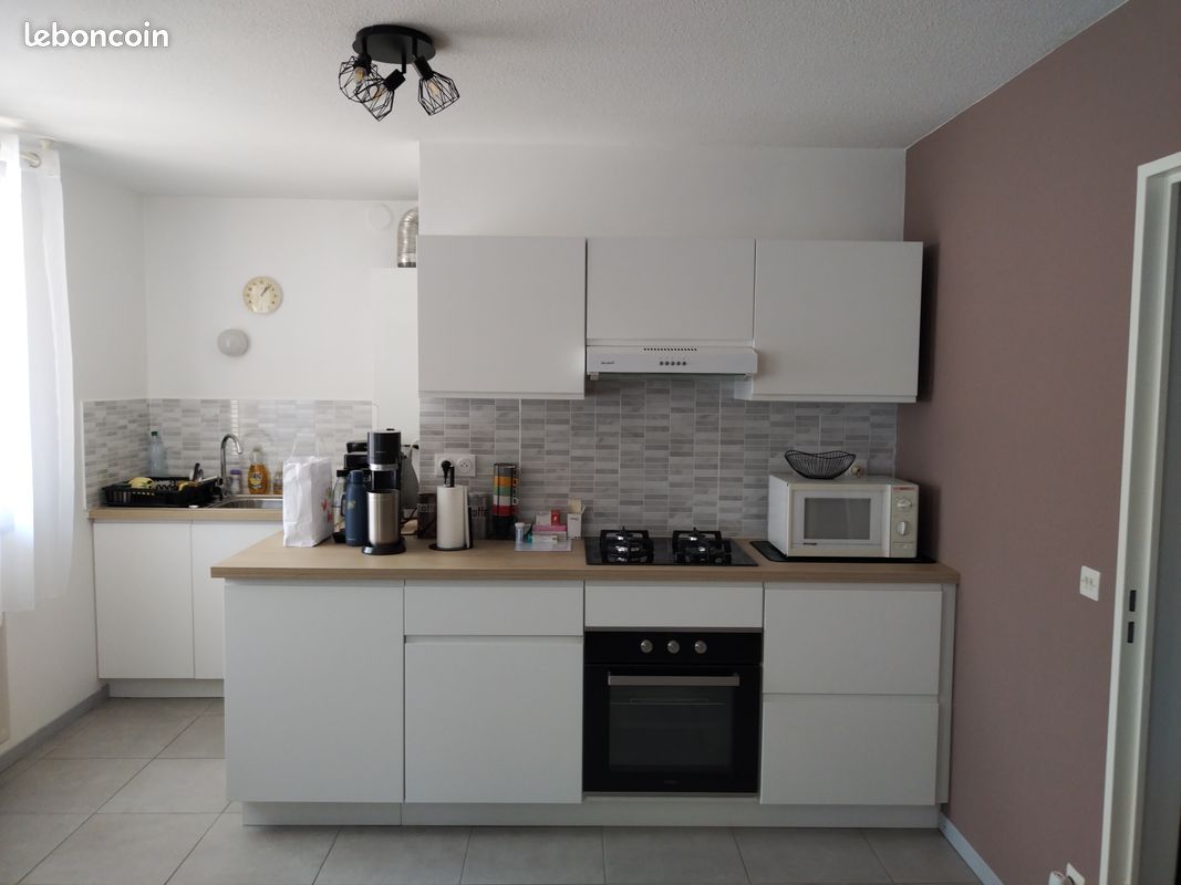Appartement 2 pièces 65 m² · à Fontaines-sur-Saône · 65 m² · 810 €