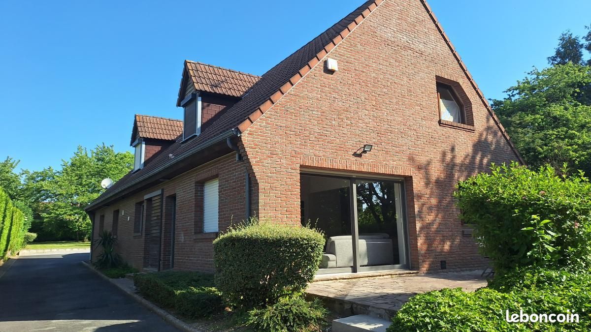 Maison 6 pièces 210 m² · à Dainville · 210 m² · 582 400 €