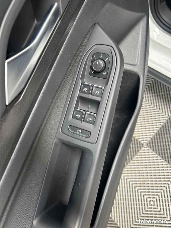 Volkswagen Golf VIII 2.0TSI 300ch GTI Clubsport DSG7 (image 18)