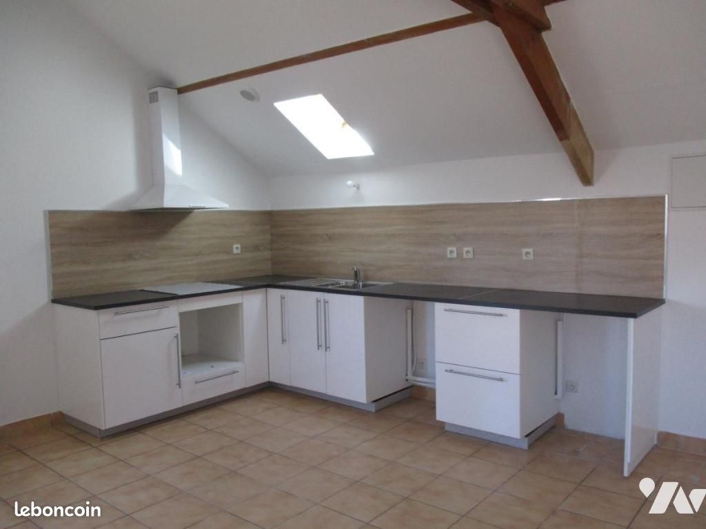 Appartement 53 m² · à Brionne · 53 m² · 555 €/mois