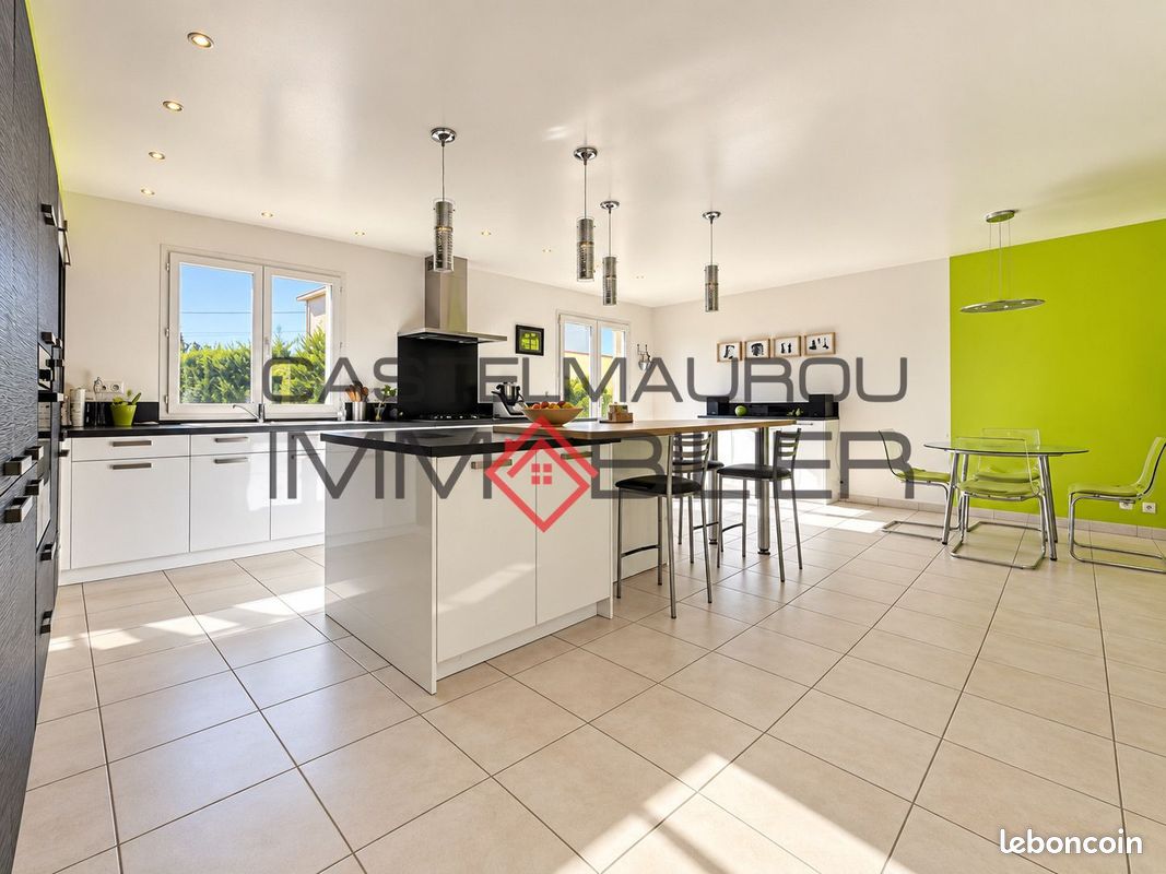 Maison 6 pièces 206 m² · à Rouffiac-Tolosan · 206 m² · 575 000 €