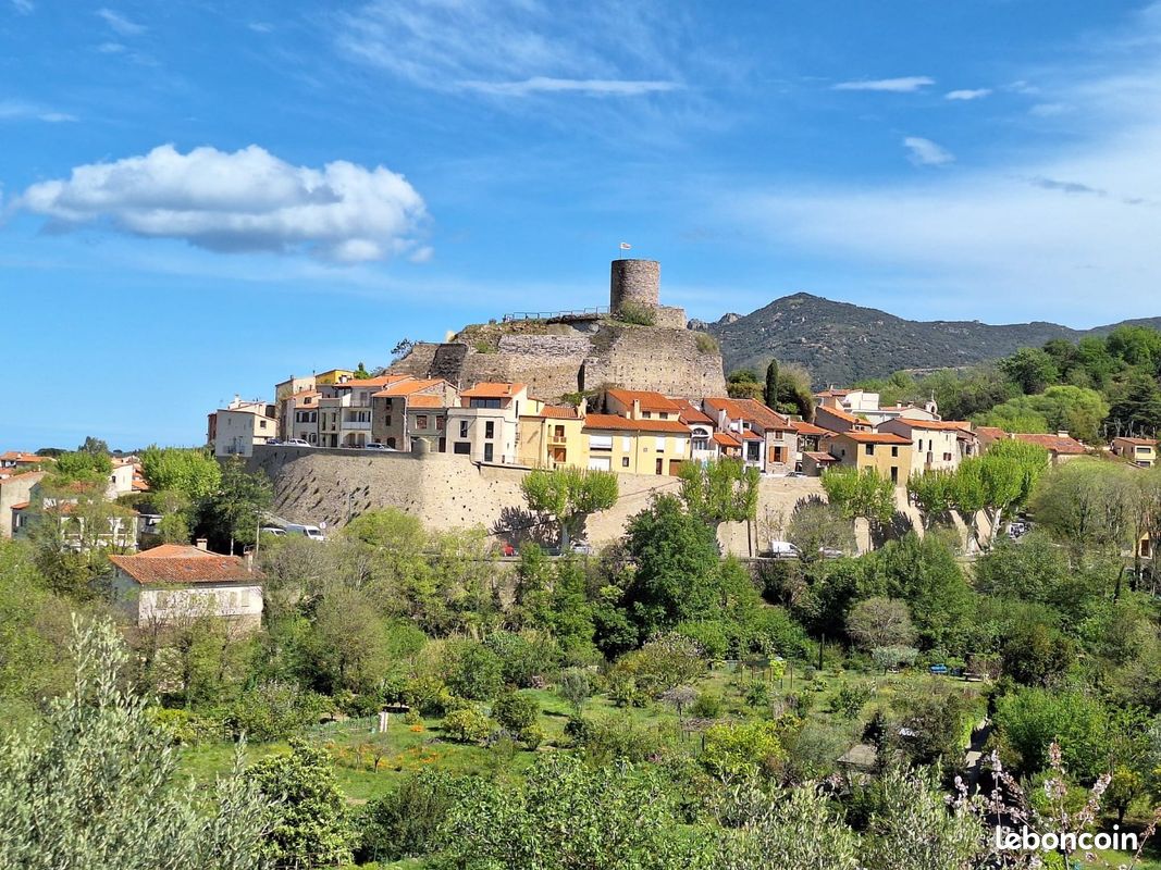 Maison 9 pièces 360 m² · à Laroque-des-Albères · 360 m² · 520 000 €