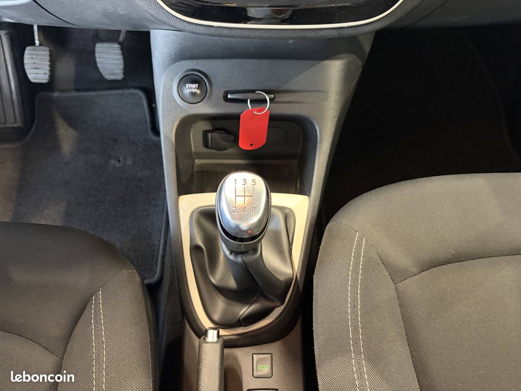 RENAULT Captur TCe 90 - 19 Life (image 36)