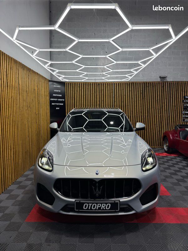 Maserati grecale 2.0 l4 300ch gt première main (image 2)