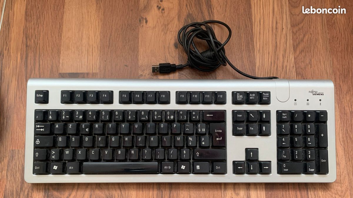 Clavier PC AZERTY USB Fujitsu Siemens (image 1)