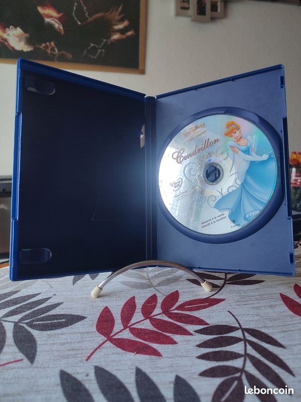 Un DVD de dessin animé Walt Disney (image 2)