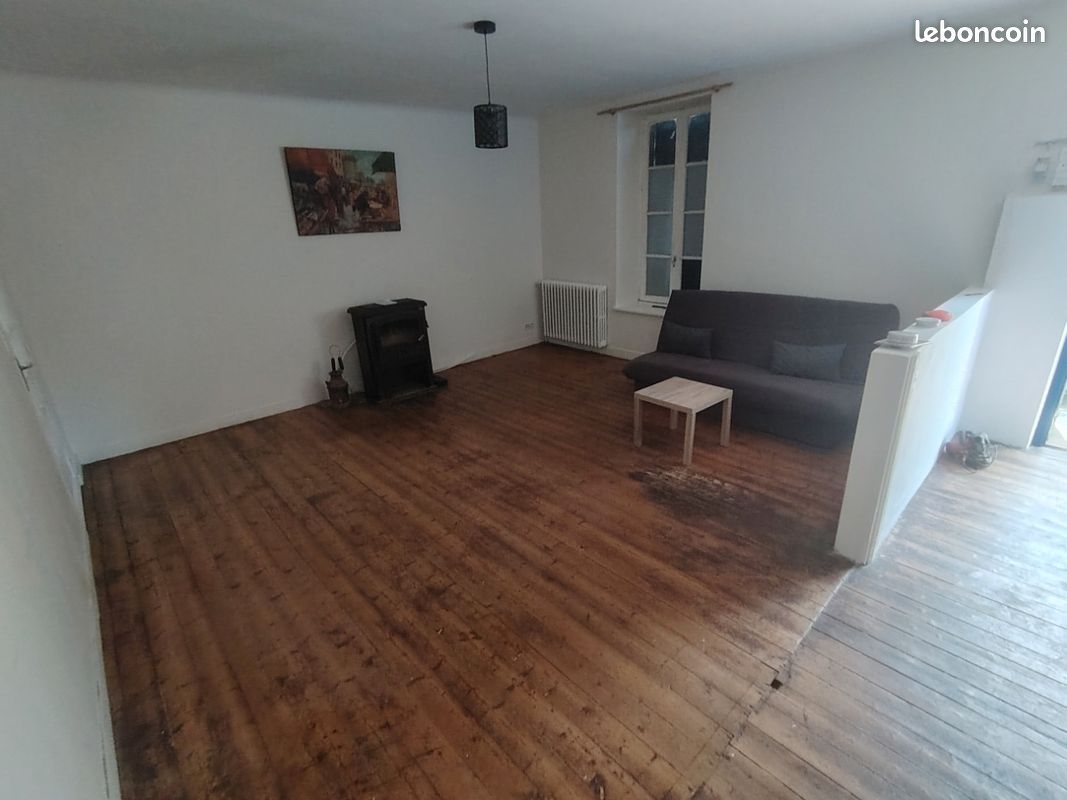 Maison 4 pièces 100 m² · à Douarnenez · 100 m² · 900 €