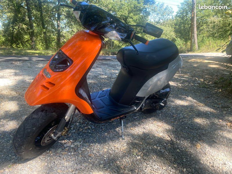 50cc Scooter Piaggio Gilera Typhoon 50 Piaggio Typhoon 50: Price