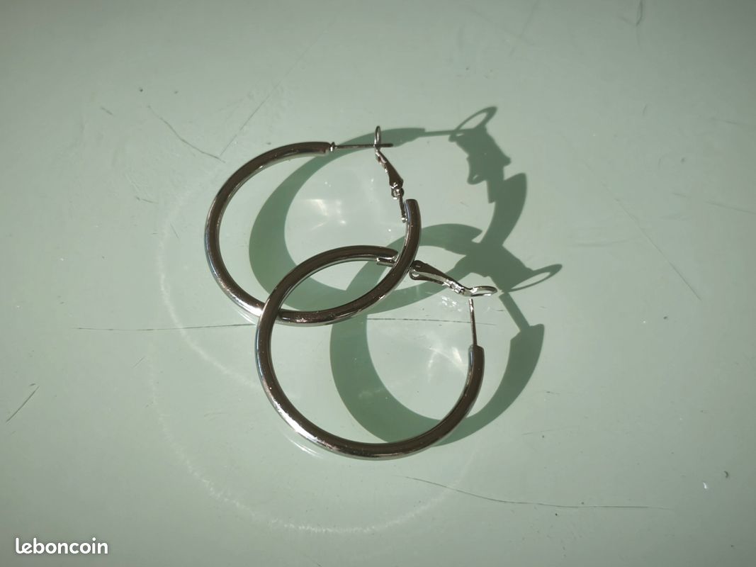 Boucle d'oreille acier inoxydable (image 2)