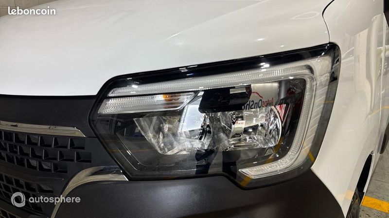Renault Master Véhicule utilitaire ou Société F3500 L2H2 2.3 Blue dCi 135ch Confort Euro6E (image 12)