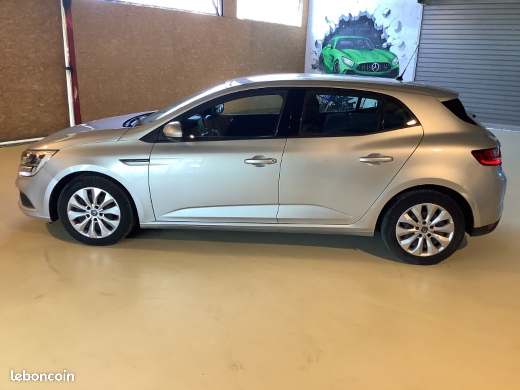 Renault megane iv societe blue dci 115 air 2p (image 5)