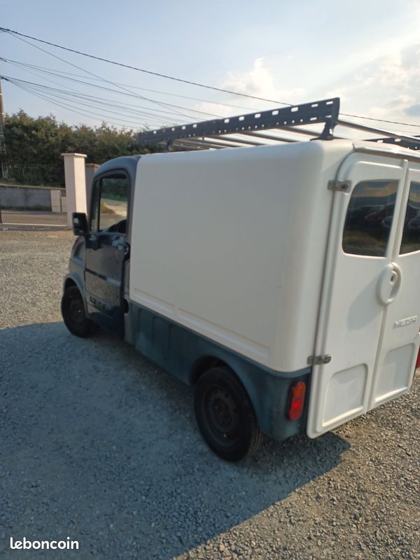 Aixam D truck (image 3)