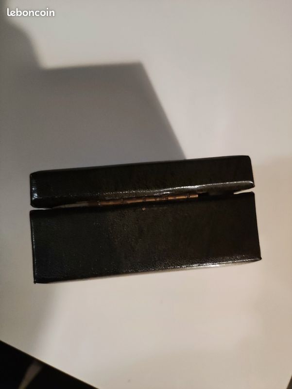 Coffret sous-verres en cuir (image 2)