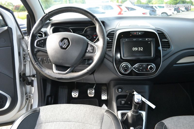 Renault CAPTUR 1.3 TCE 130CH FAP INTENS (image 10)