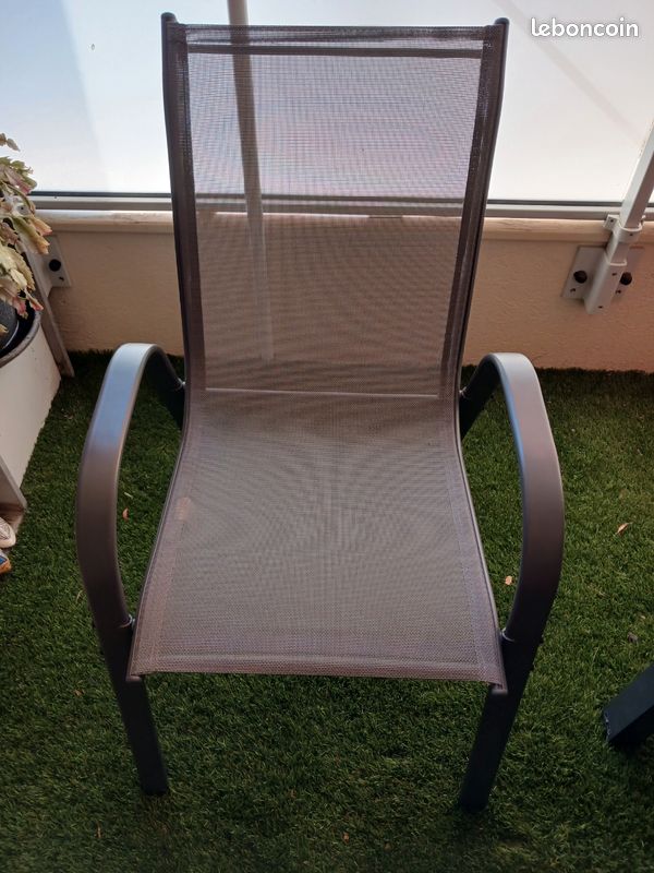 Fauteuil (image 1)