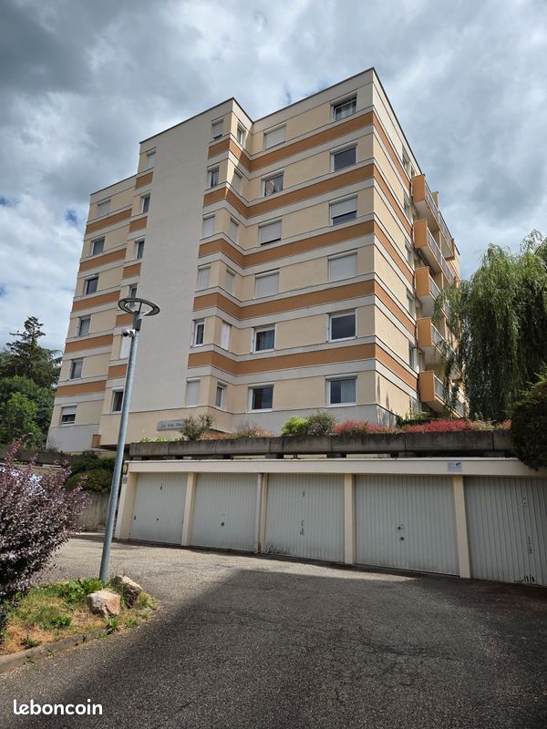 Appartement 4 pièces 78 m² · à Saint-Étienne · 78 m² · 84 000 €