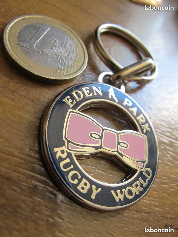 Porte clés Eden Park , Rugby World , prix livré en suivi , LIRE (image 3)