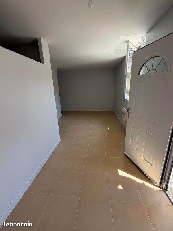 Appartement 2 pièces 45 m² · à Romilly-sur-Seine · 45 m² · 450 €/mois