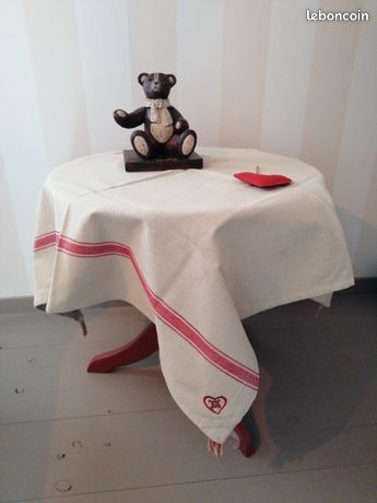 ALIZEA ou AMADEUS ou ATHEZZA ? - NAPPE CARRÉE CŒURS RAYURES - 1m x 1m - NEUF ❤️ (image 1)